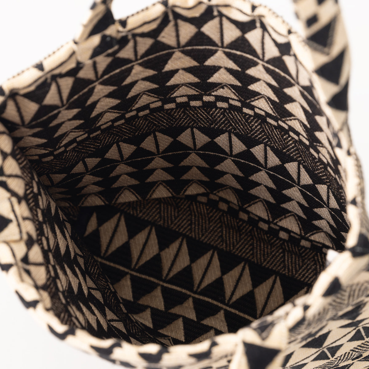 Tribal Jacquard Reverse Tote Bag Black / BBB-2094tribal-25MS-c2