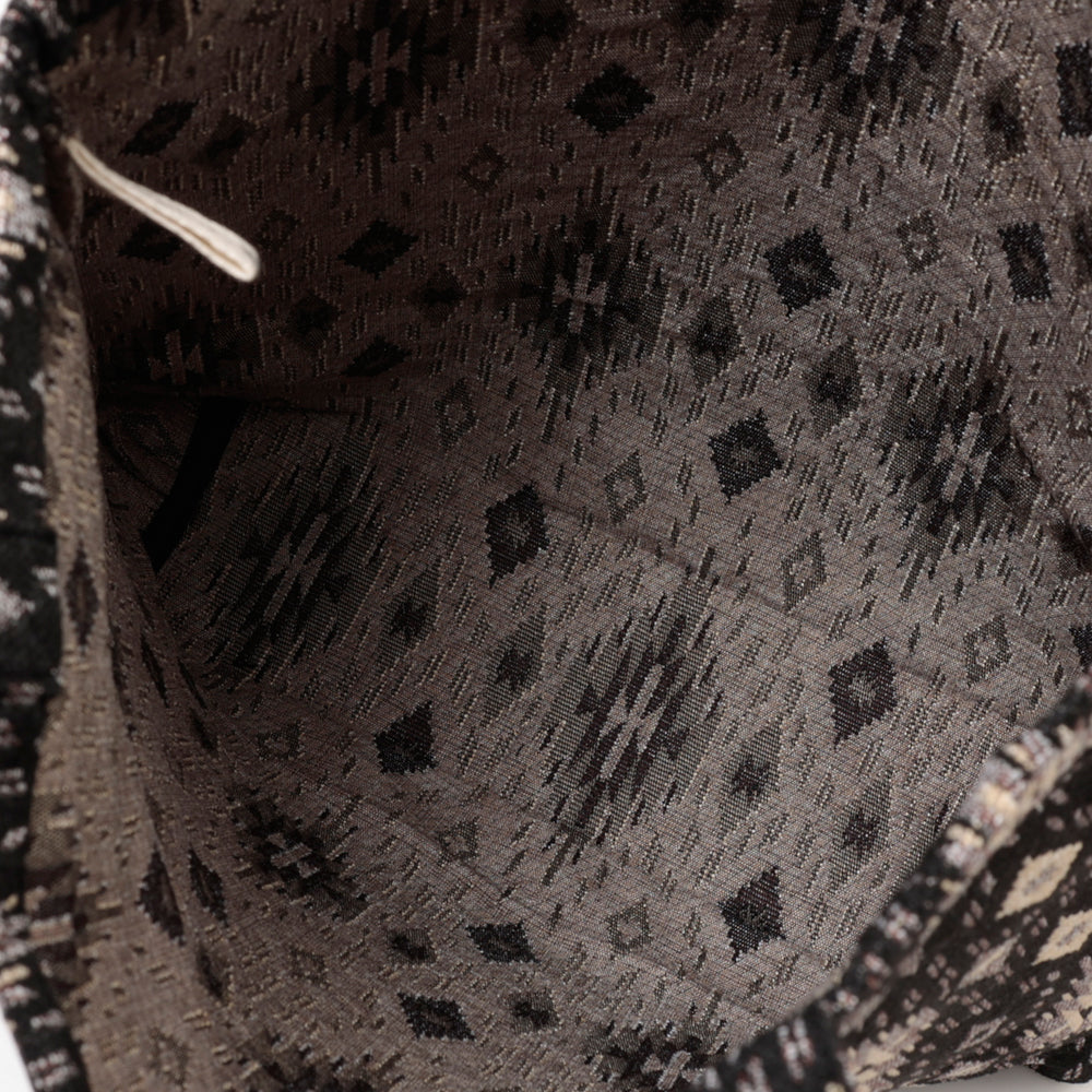 Iroquoise Jacquard Tote Bag / BBB-2195-26fw-c2 Black