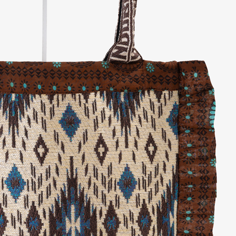 Iroquois Jacquard Frill Tote / BBB-2194-26fw-c1 Natural