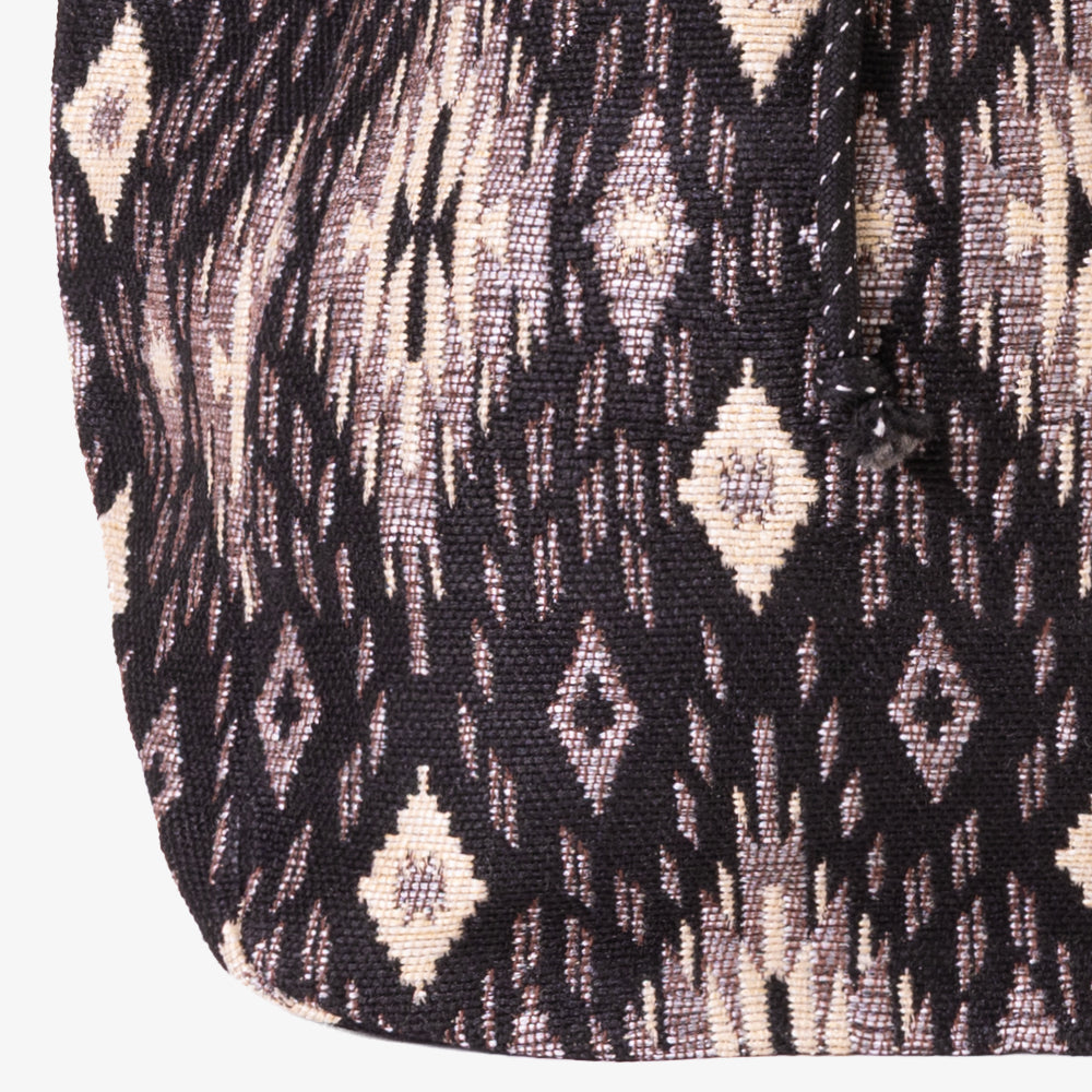 Iroquois Jacquard Mochila Bag / BBB-2196-26fw-c2 Black