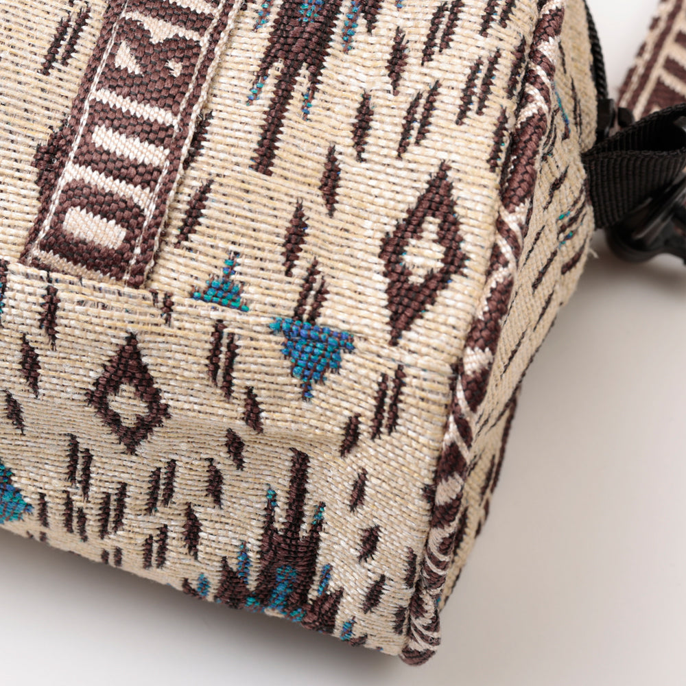 Iroquois Jacquard Mini Boston Bag / BBB-2197-26fw-c1 Natural